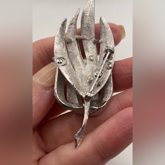 CORO Plant Leaf Gold Tone Botanical Nature Signed Vintage Brooch - Picture 5 of 7